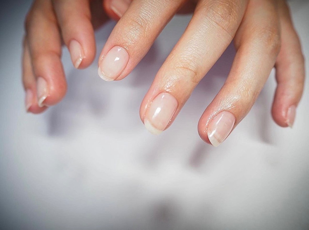 jams nail