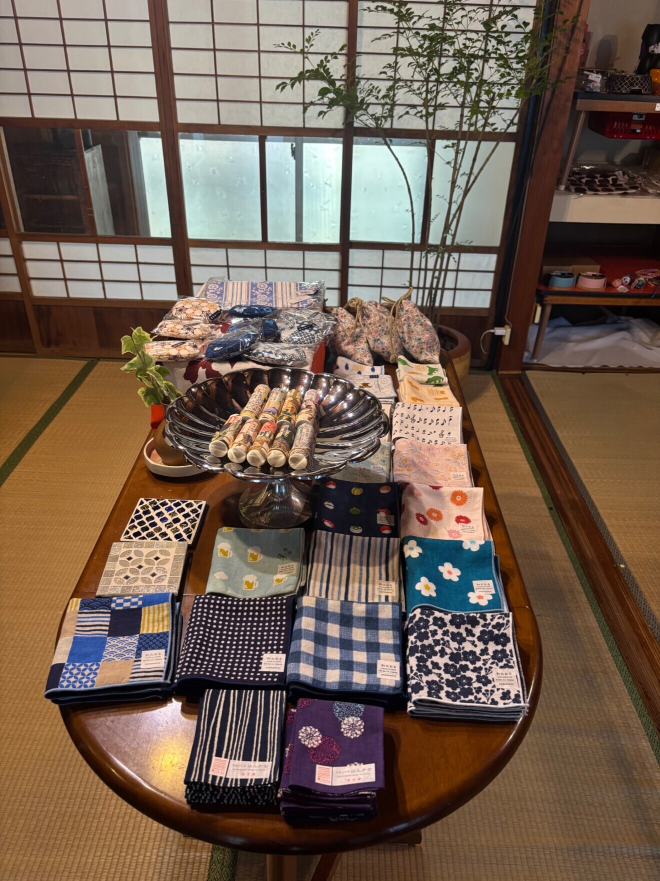 mine gift.  マップ📍の向側