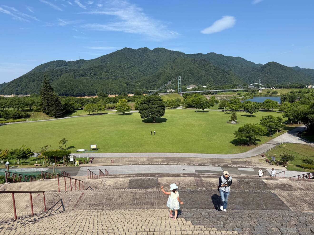 焚き火ラウンジ 神奈川県｜宮ヶ瀬湖畔園地