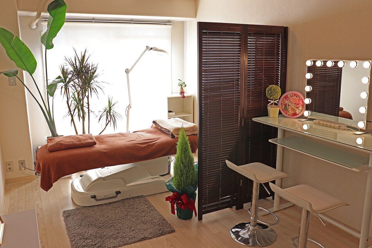 大阪市　eyelashsalon Nin
