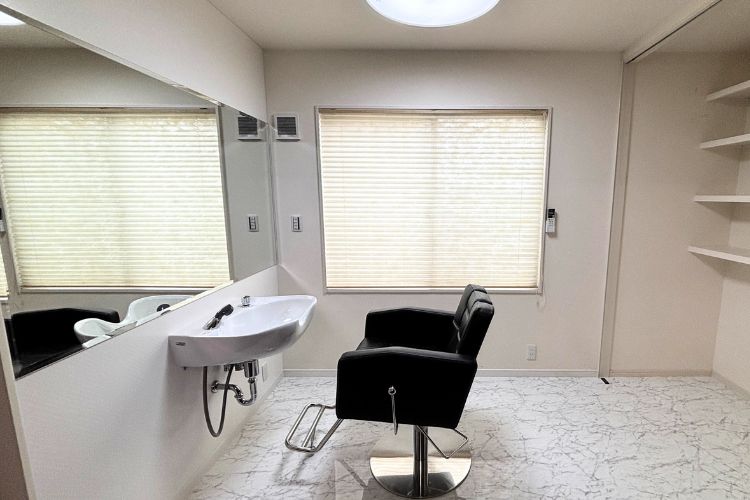 Private Salon MANON