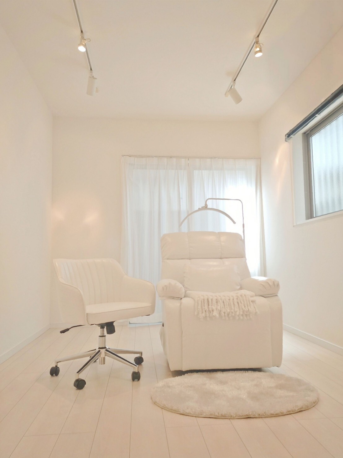 B＜AFTER SALON 六本木店【眉