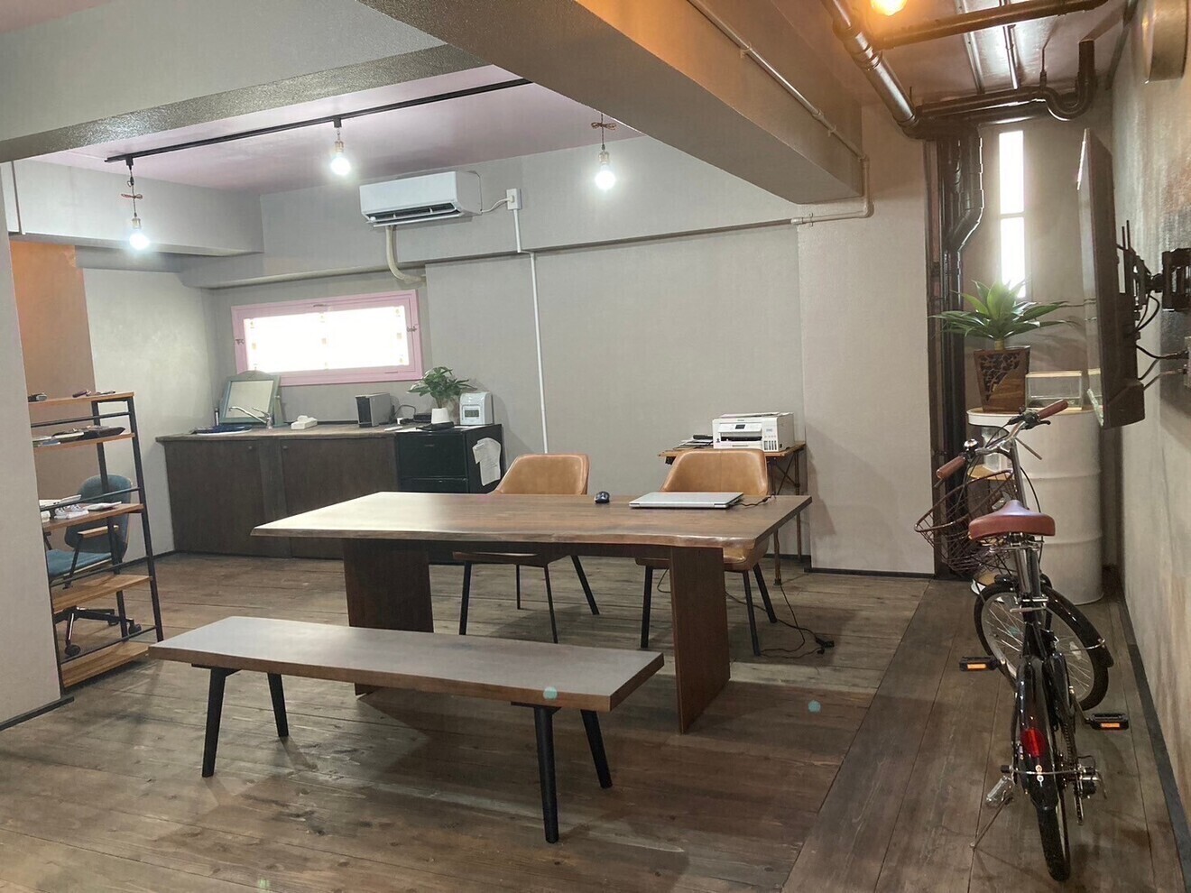 合同会社KT（宿泊施設運営・レンタカー）