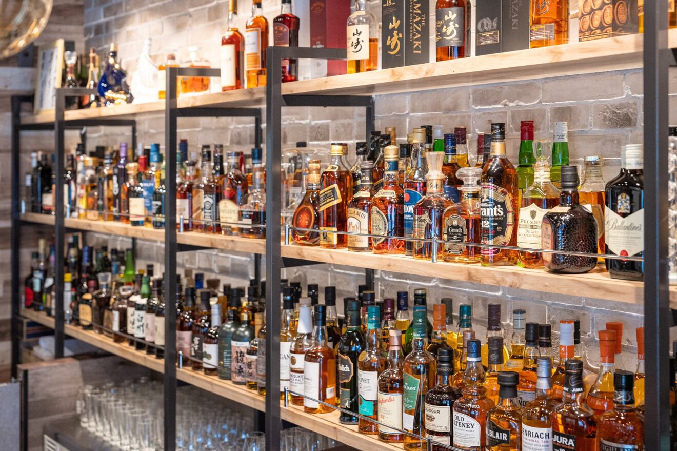 お酒の美術館　京橋店