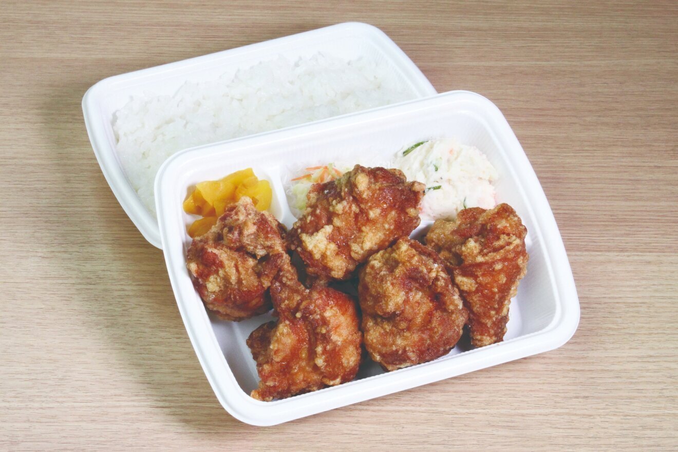 🐔博多唐揚げ うまかもん🐔