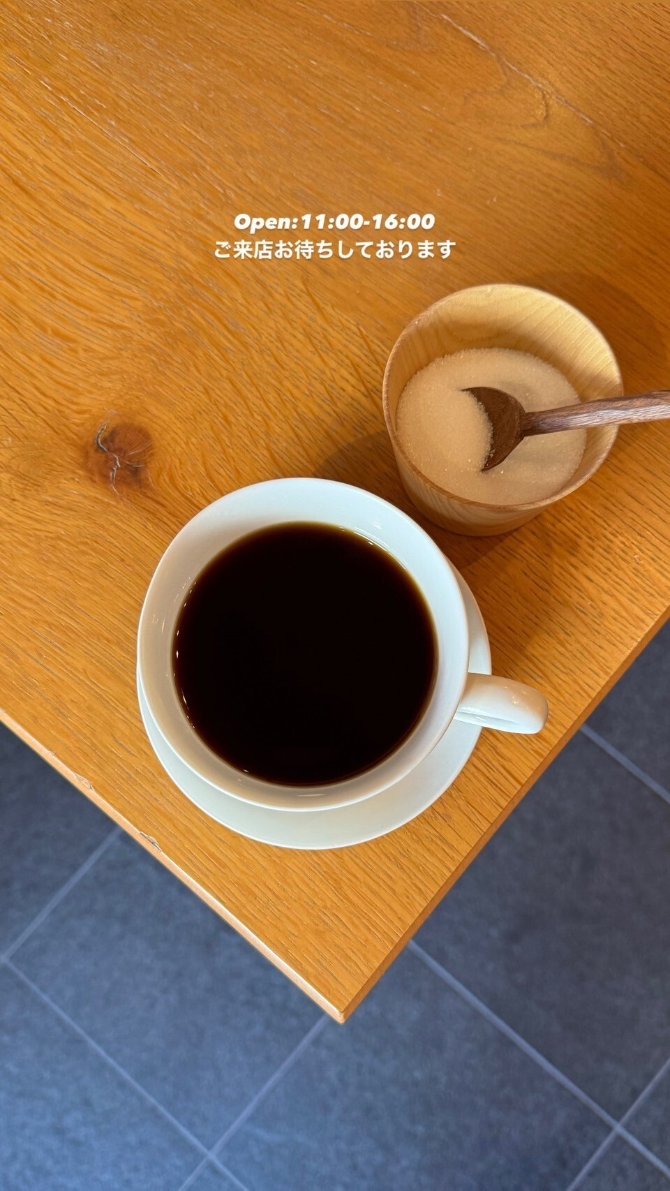 絵本カフェ Mébaé めばえMEBAE