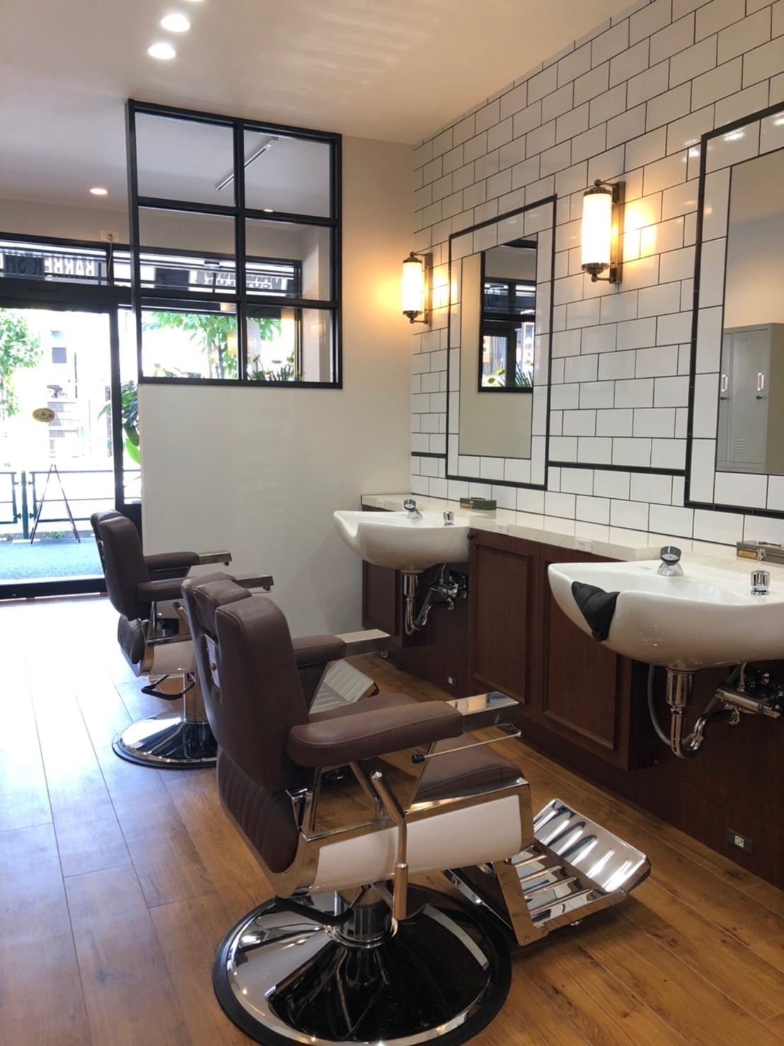 BARBERRS CUT CLUB