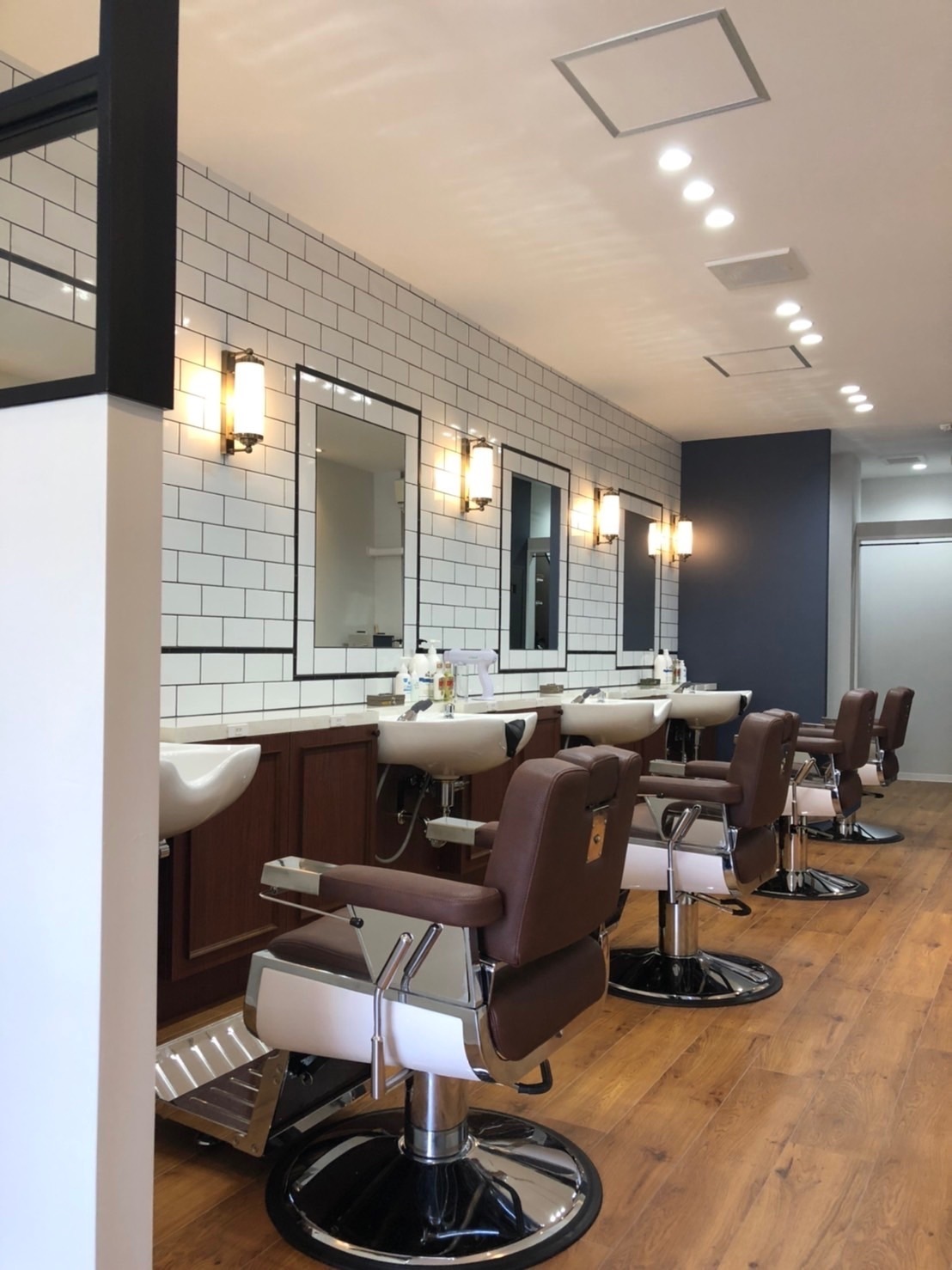 BARBERRS CUT CLUB