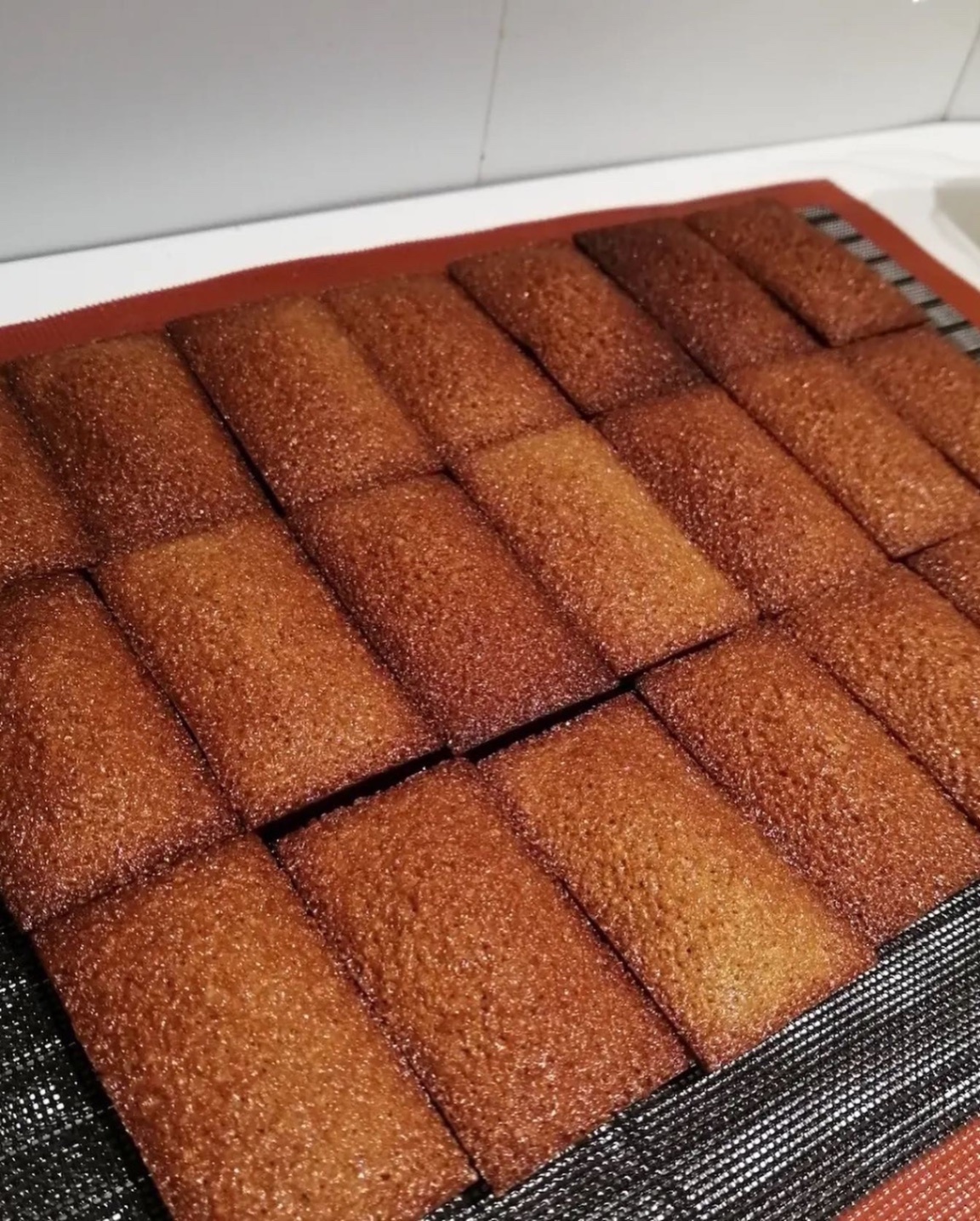 クロフネ　愛知のクレープ屋　焼き菓子