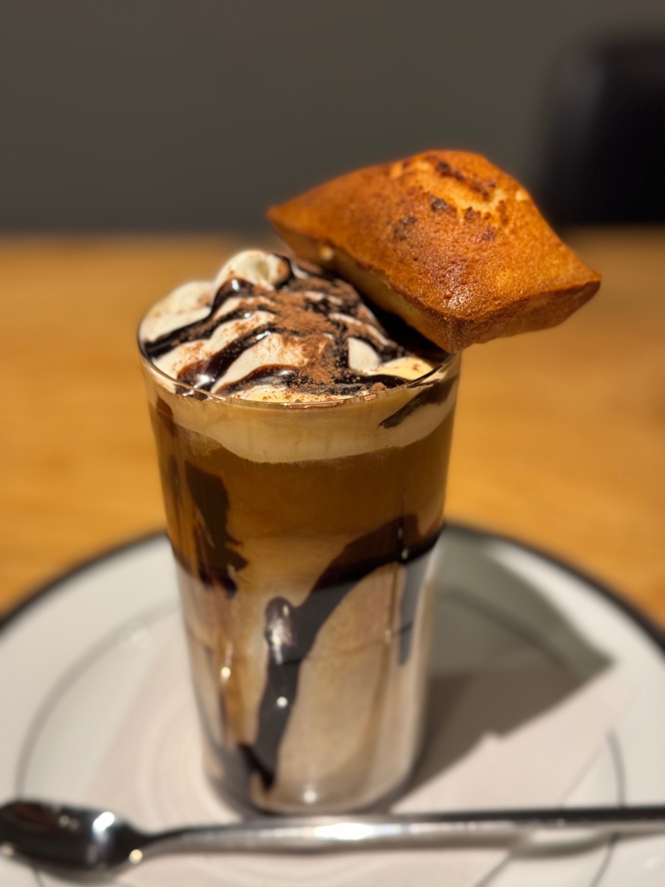小さな町のなかのレストラン bistro