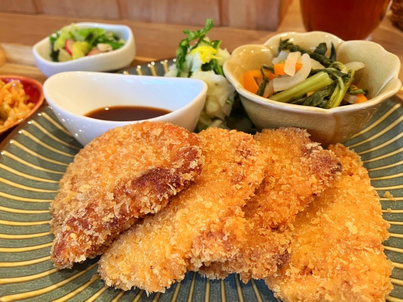 かなで食堂本店