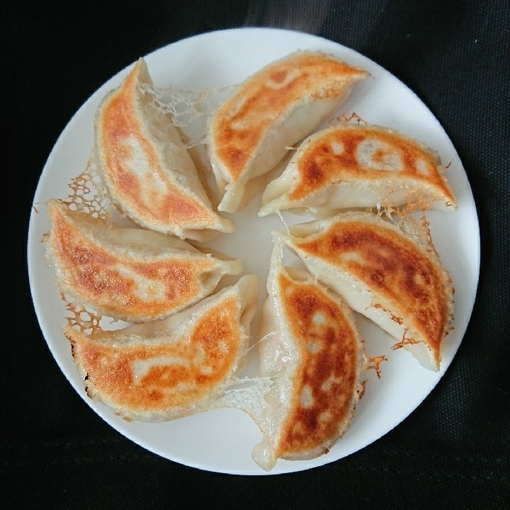 三日月餃子