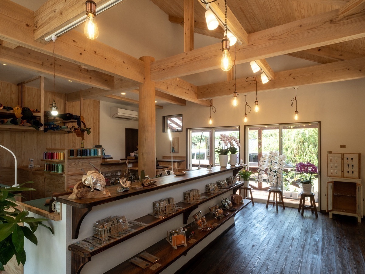 屋久島・屋久鹿革アトリエariga-to