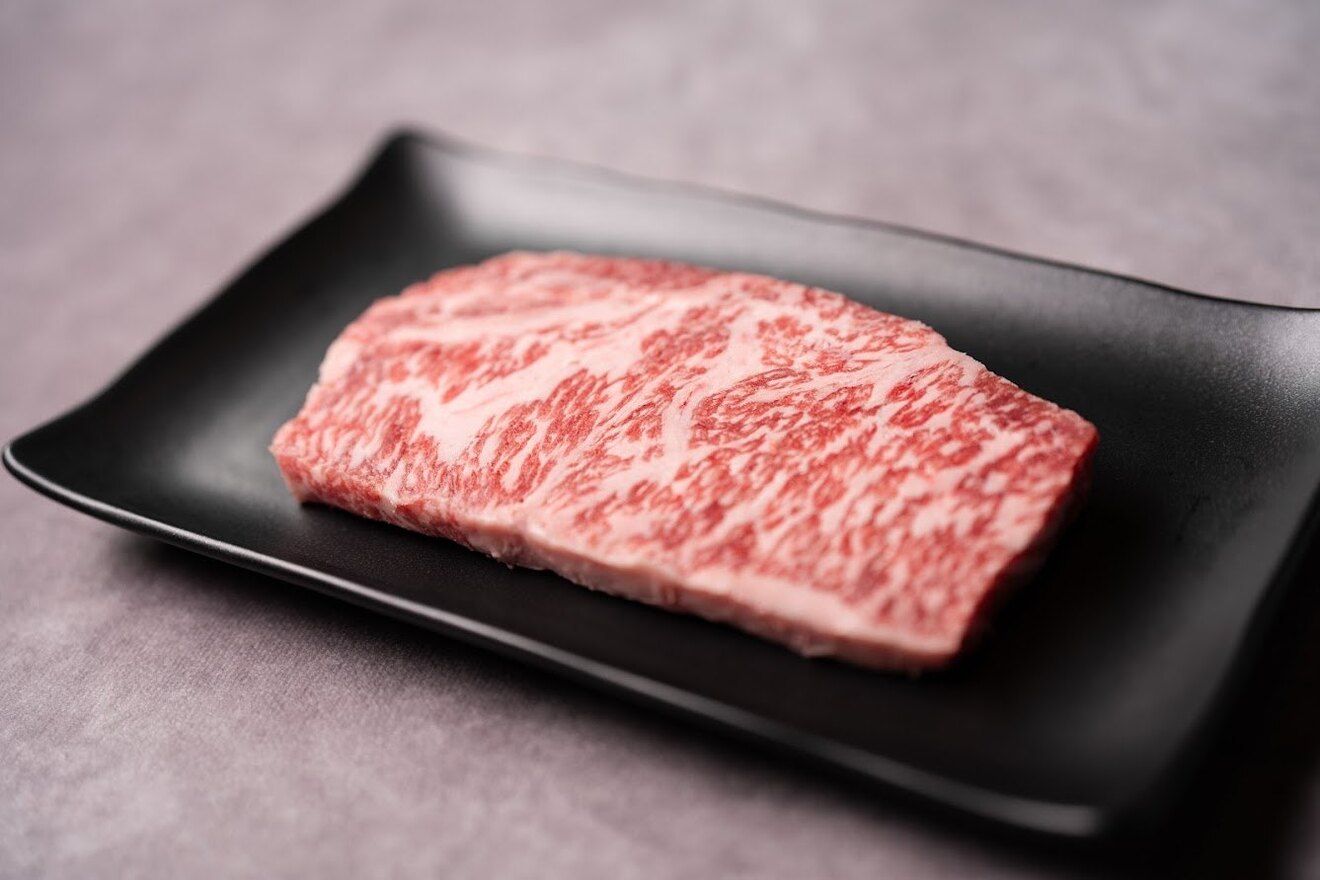 炭火焼肉ともつ鍋のお店 あかり
