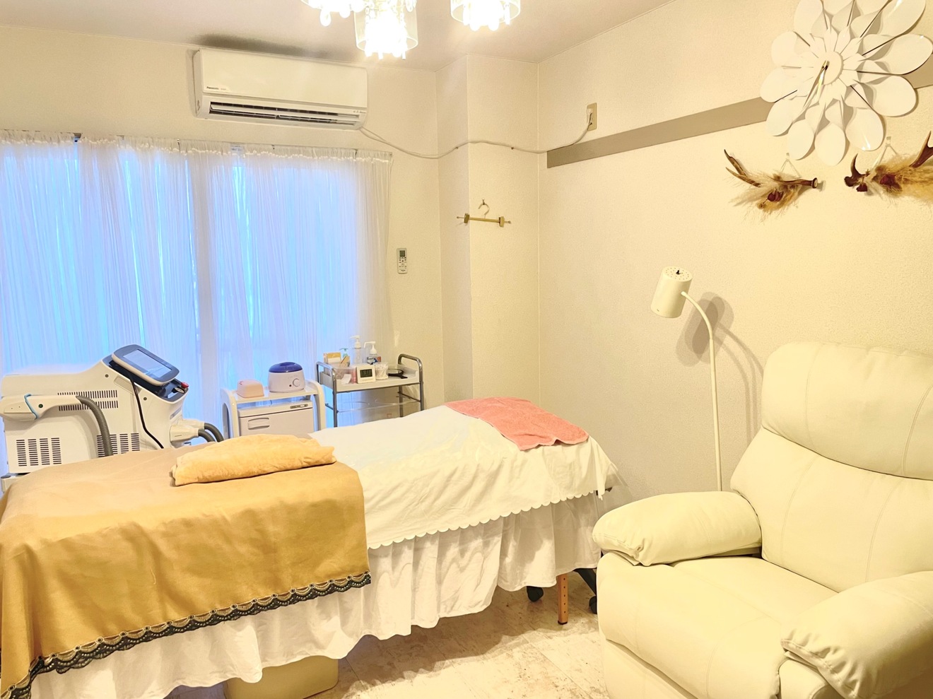 salon de AZURE/春日井市