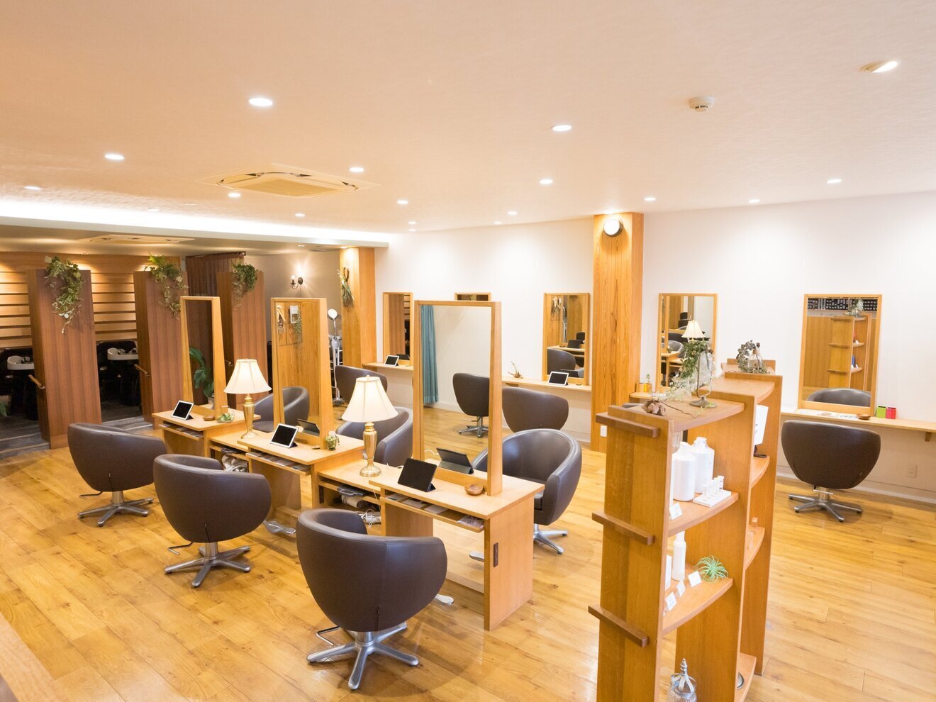 ヘアーメイクポリッシュ東向日店