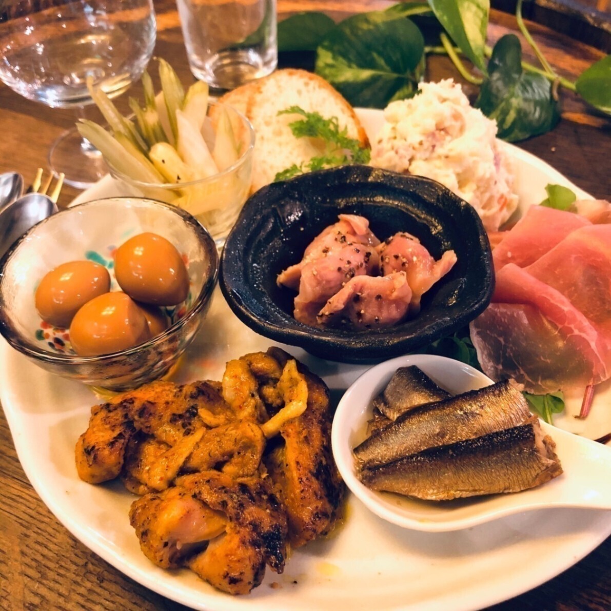 ワンズアレイ　レモンサワー90円の店