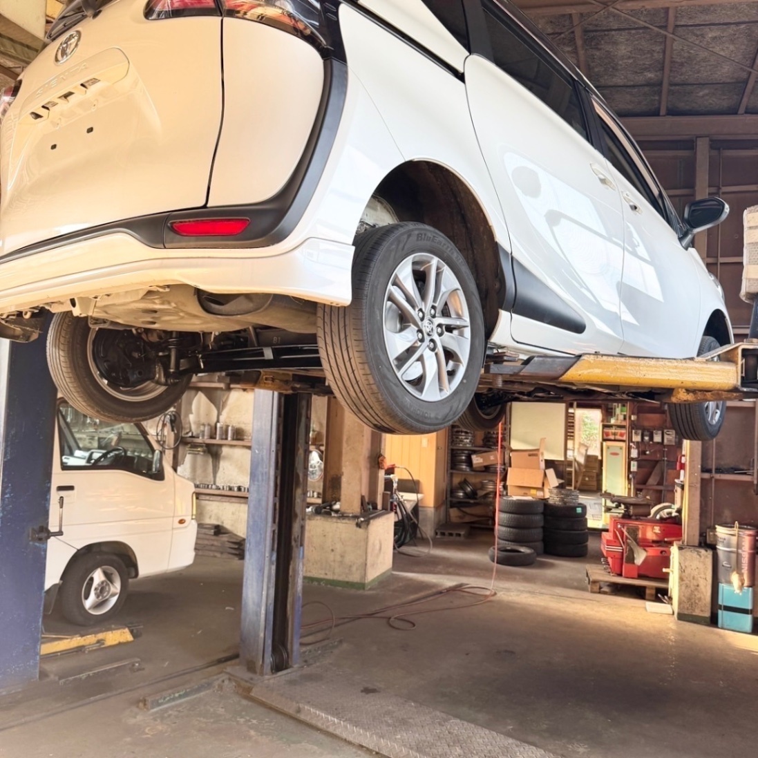 （株）樋口モータース 自動車整備工場