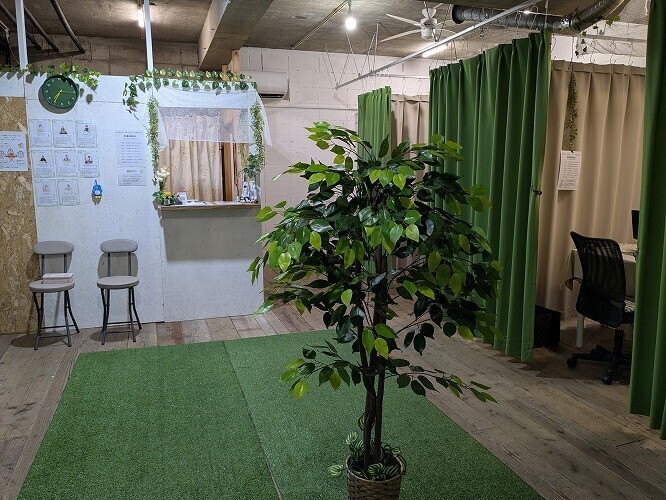 占い館ペンギンの森