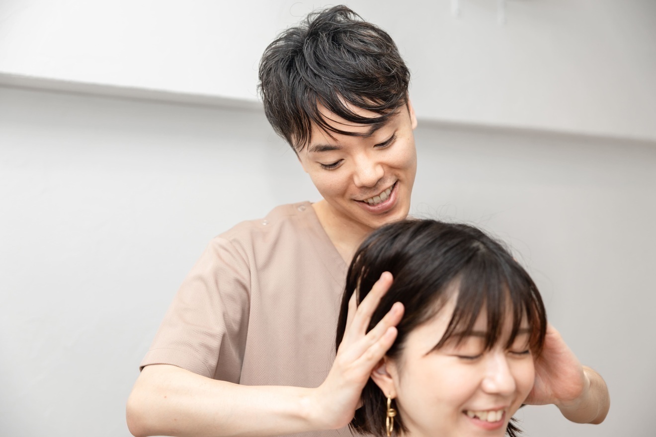 慢性腰痛専門整体院Ginza,Tokyo