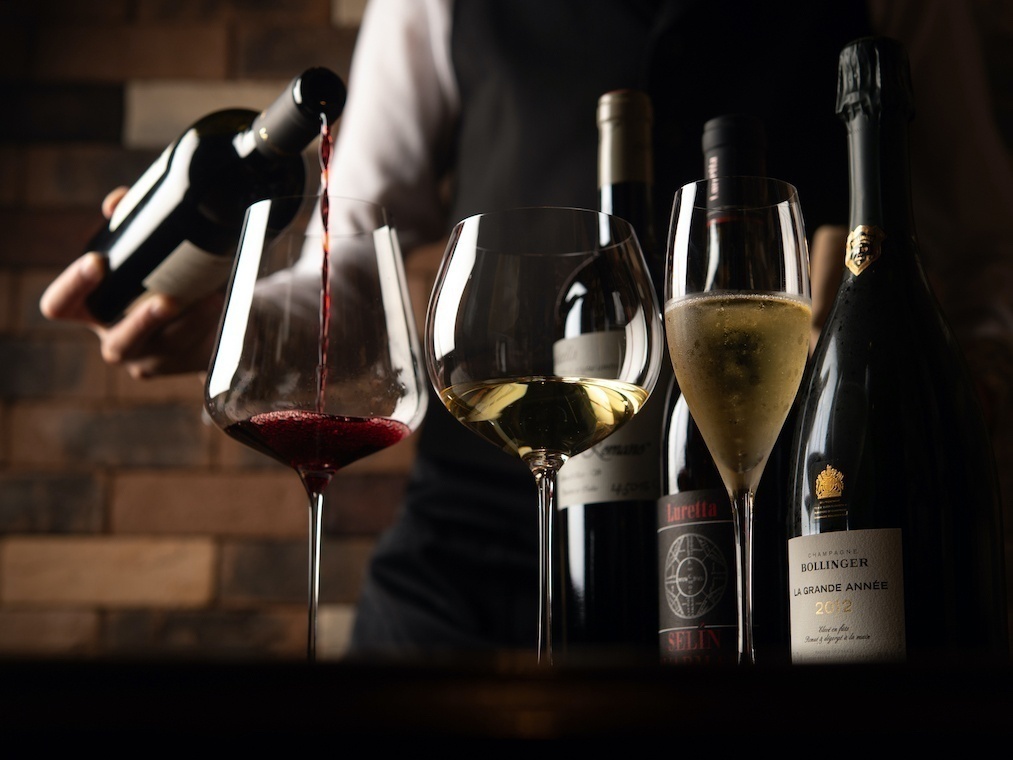 エノテカ ヴィア サラーリア