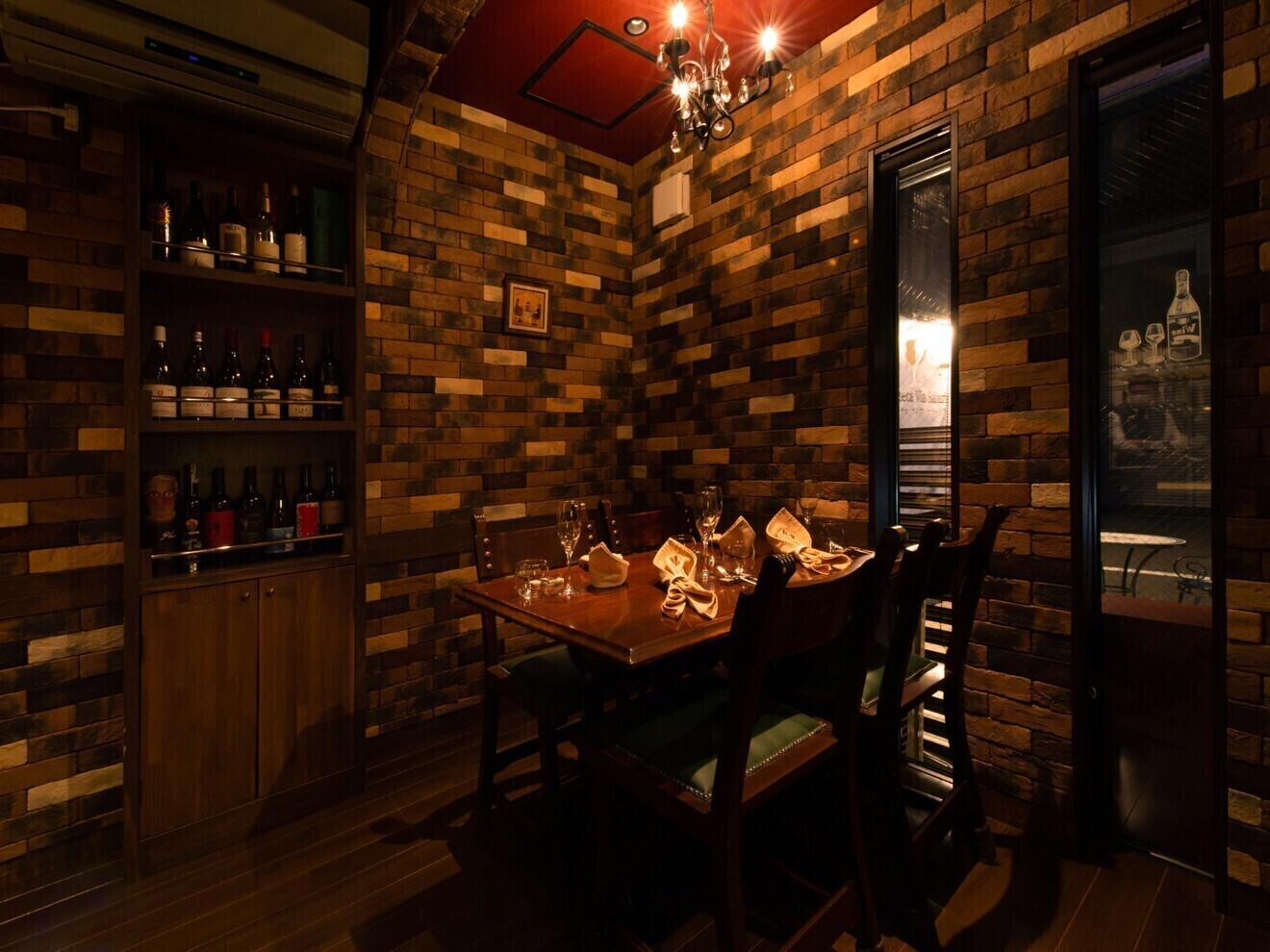 エノテカ ヴィア サラーリア