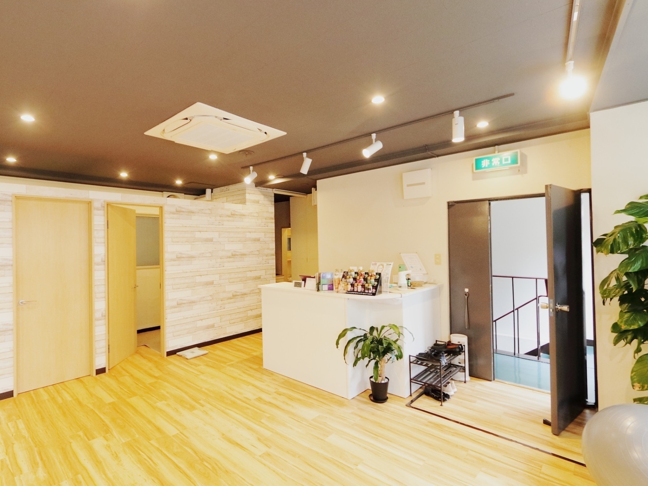 アクティブレストジムFLEDGE神戸駅前