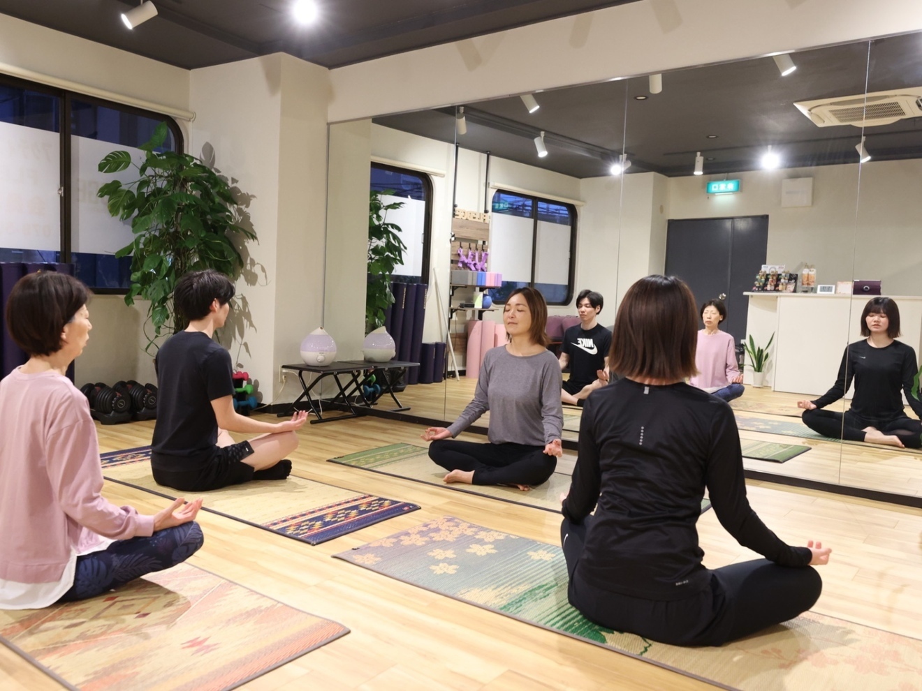 アクティブレストジムFLEDGE神戸駅前