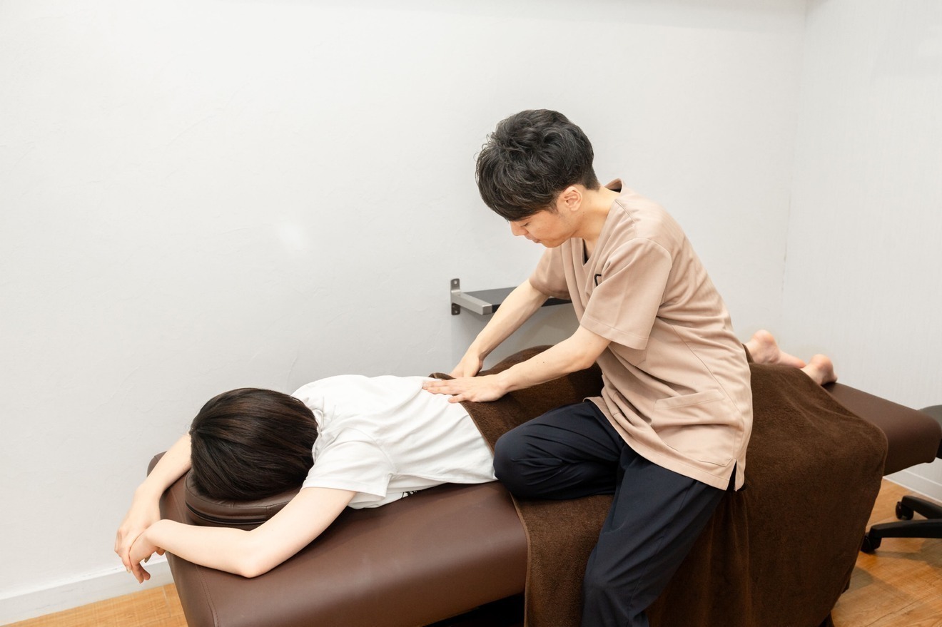 慢性腰痛専門整体院Ginza,Tokyo