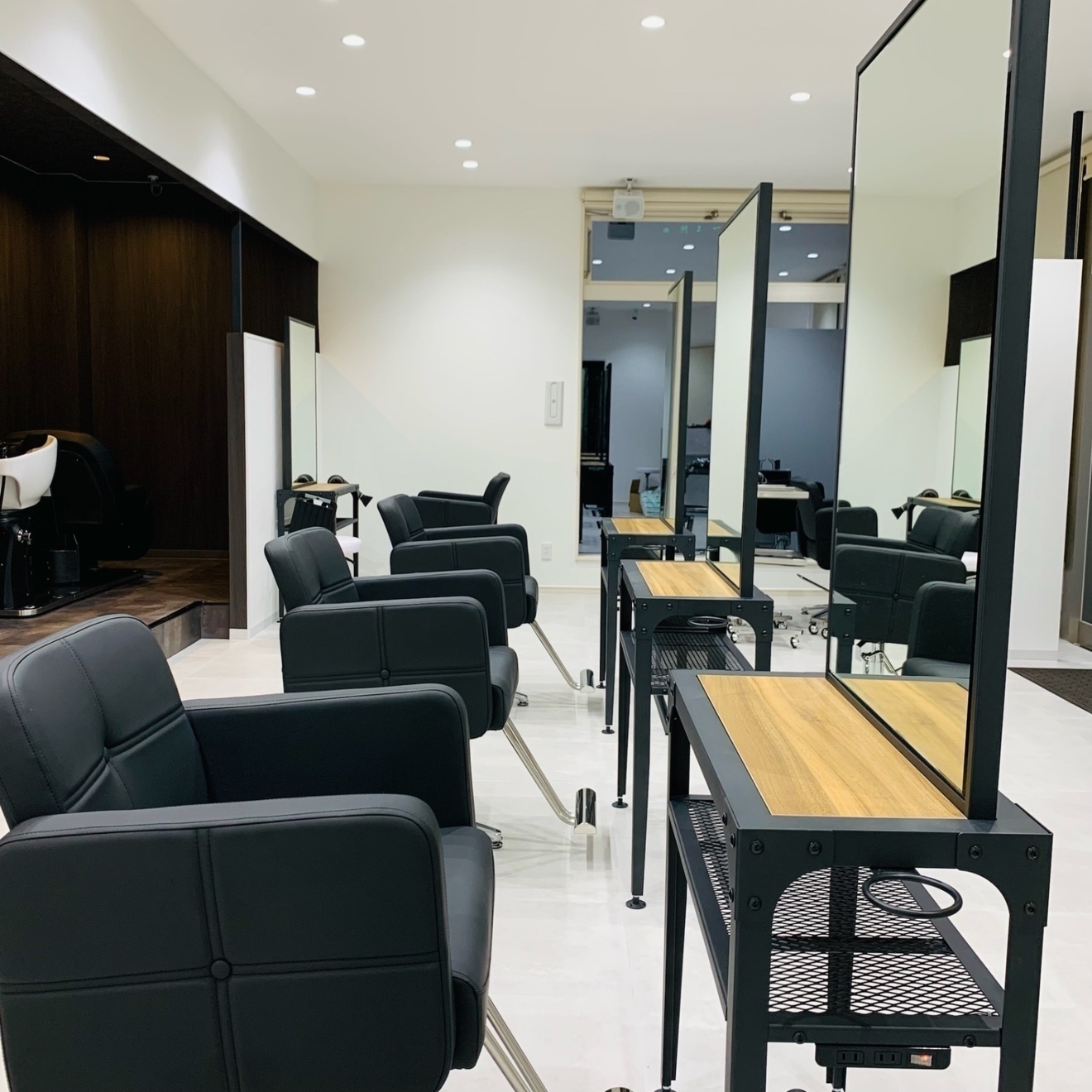 Lumi hair 県庁藤江店