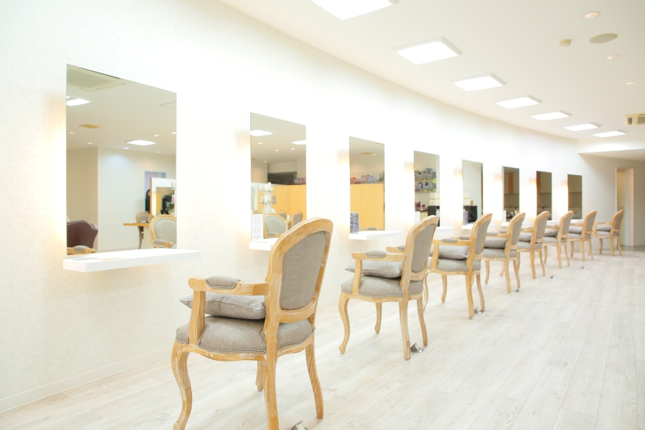 美容室 ラブニールハトル あびこ店