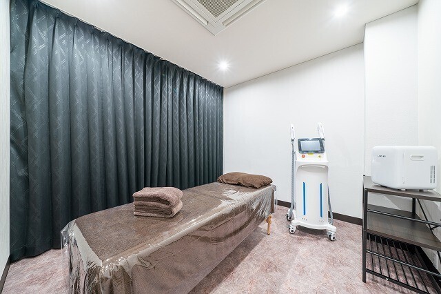 脱毛サロン ヘーラー 長居 (男女可)