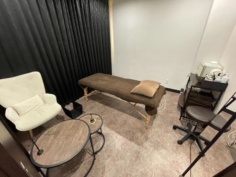 脱毛サロン ヘーラー 長居 (男女可)