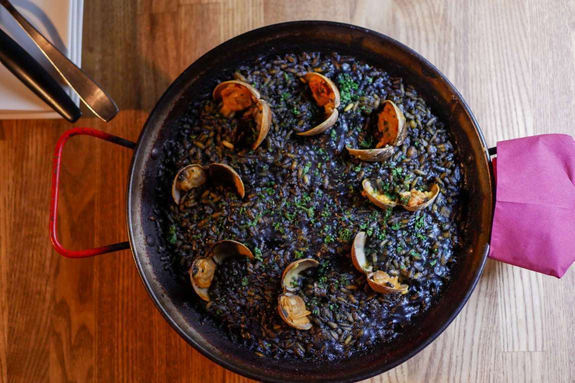 スペインバル　テルヌーラ