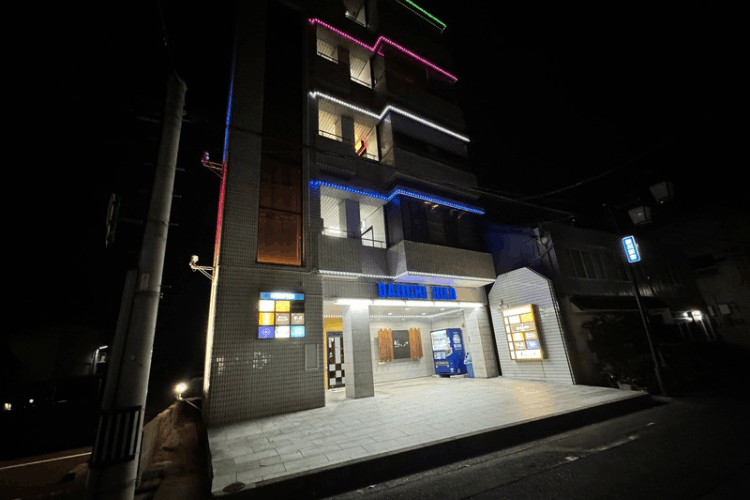 ラウンジ リバティ 山口県宇部新川