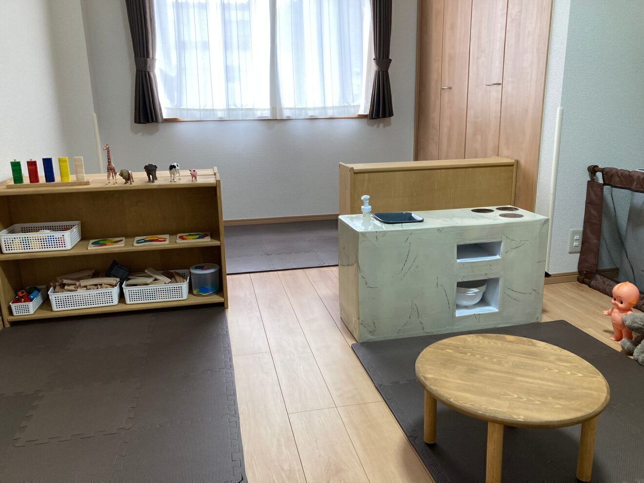 cafe ちいさなせかい