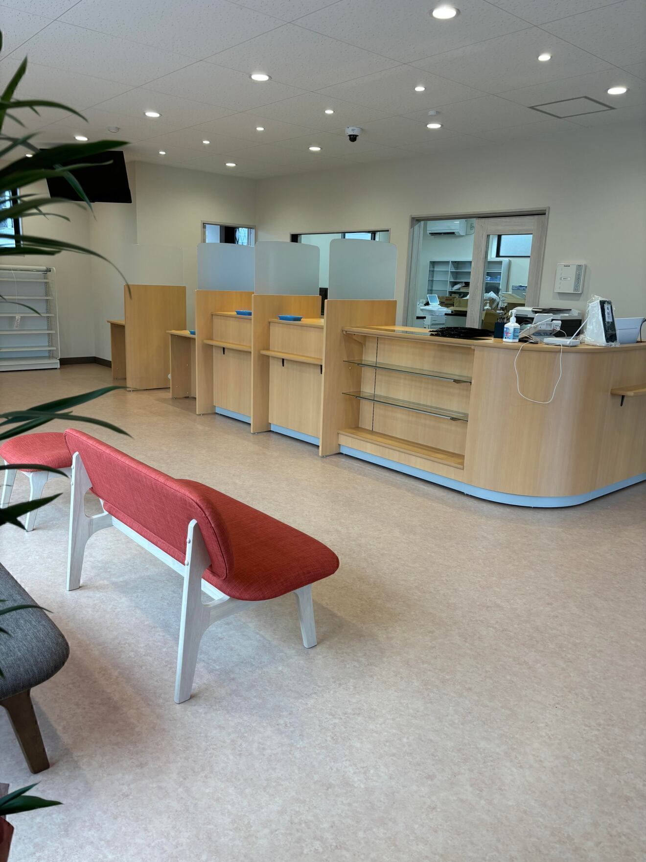 ななつ星調剤薬局(林町本店)