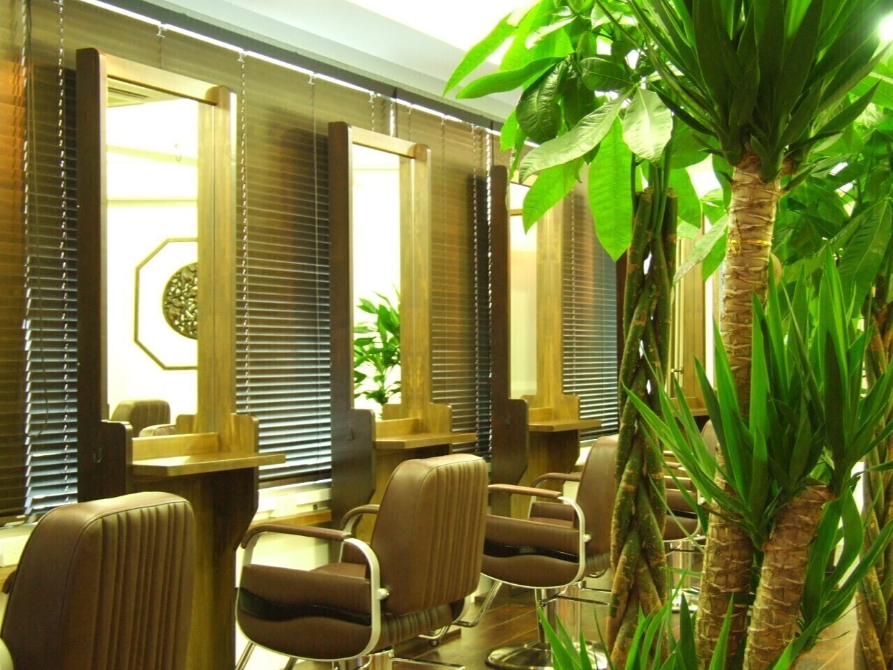 ヘアリゾートアジアグランデ　武蔵浦和店