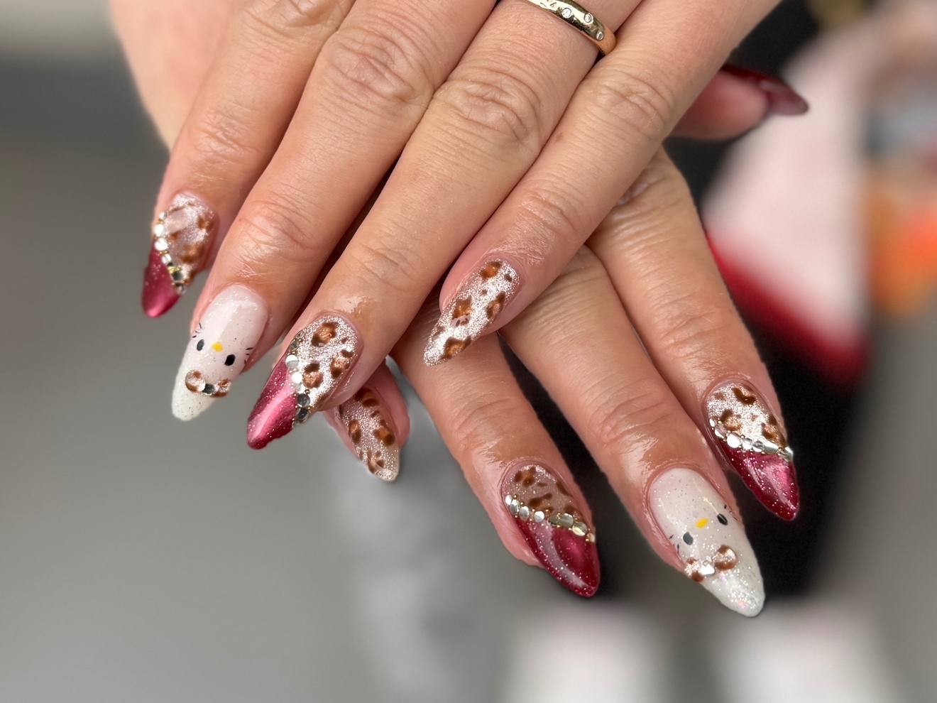 【愛媛ネイルとまつげ】グレッタ