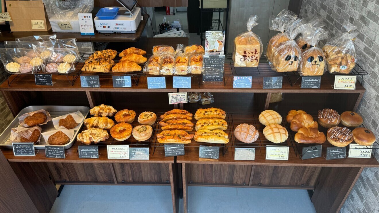 米粉シフォンとパンの店Breadroom