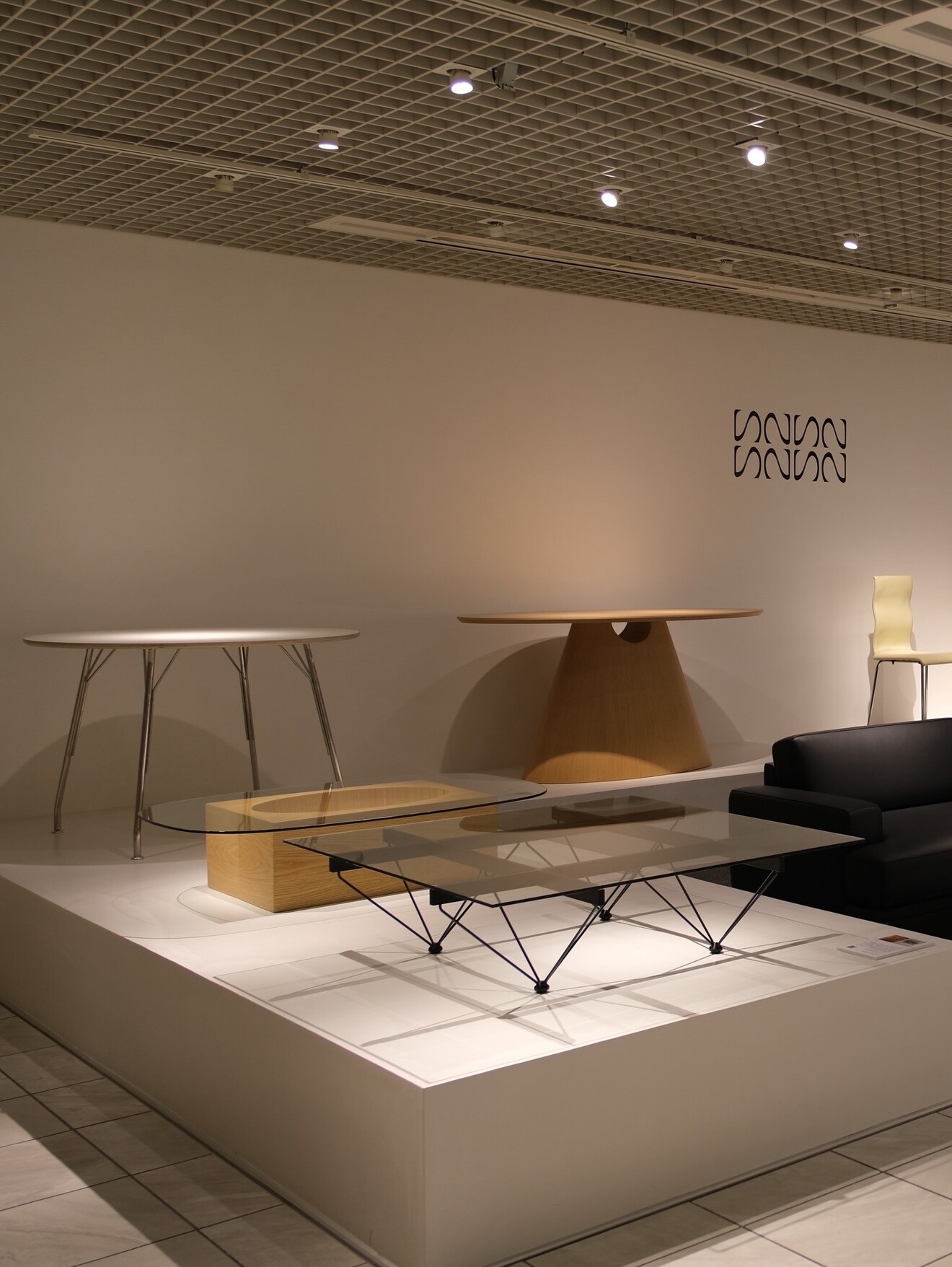 N2 interior 新宿 @家具屋