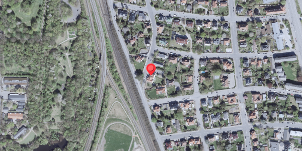Oversvømmelsesrisiko fra vandløb på Lundevangsvej 4, 2900 Hellerup