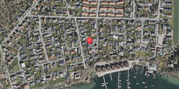 Oversvømmelsesrisiko fra vandløb på Thoresvej 12, 5700 Svendborg