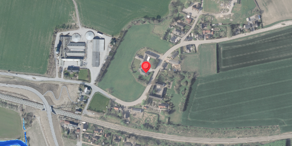 Oversvømmelsesrisiko fra vandløb på Hadstenvej 27, 8370 Hadsten