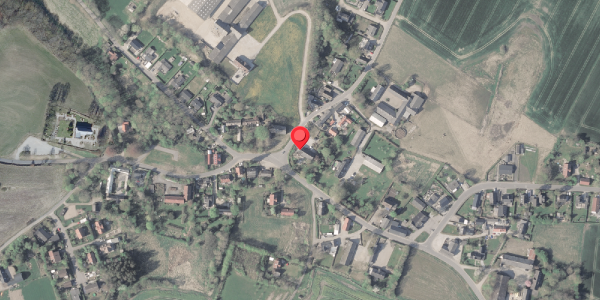 Oversvømmelsesrisiko fra vandløb på Hoelvej 2, 8370 Hadsten