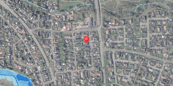 Oversvømmelsesrisiko fra vandløb på Snerlevej 9, 8382 Hinnerup