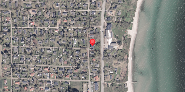 Oversvømmelsesrisiko fra vandløb på Strandbakkevej 8, 8300 Odder