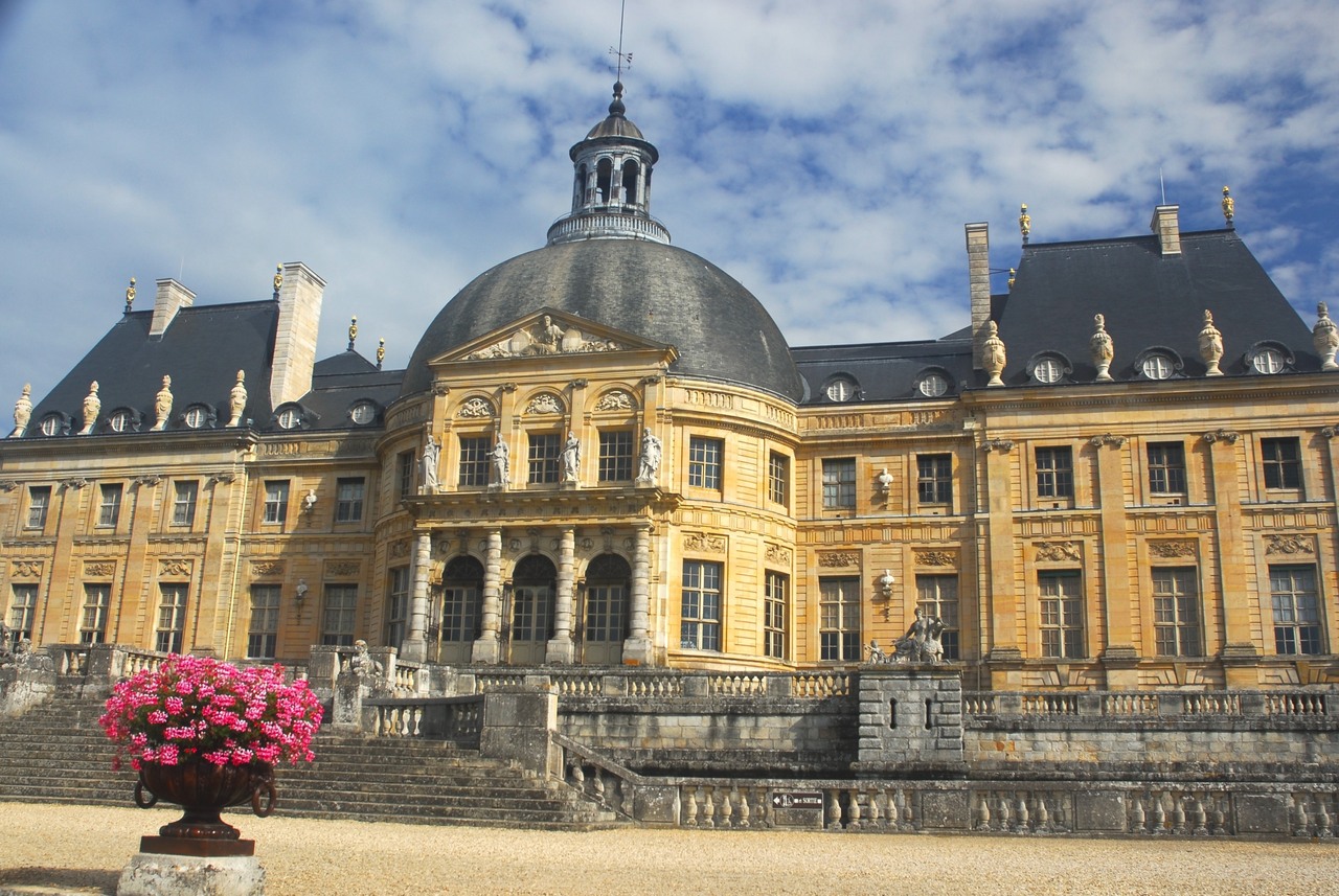 Château de Vaux-le-Vicomte - От Entrance, France