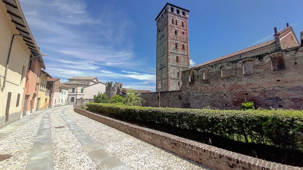 Abbazia dei Santi Nazario e Celso - From Via Antonio Barbavara, Italy