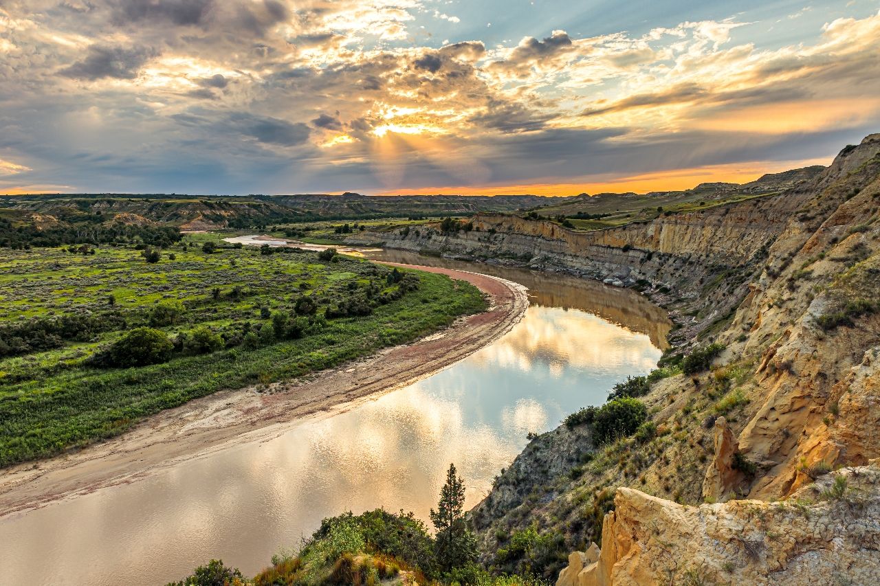 Little Missouri River - From Wind Canyon Trail, United States